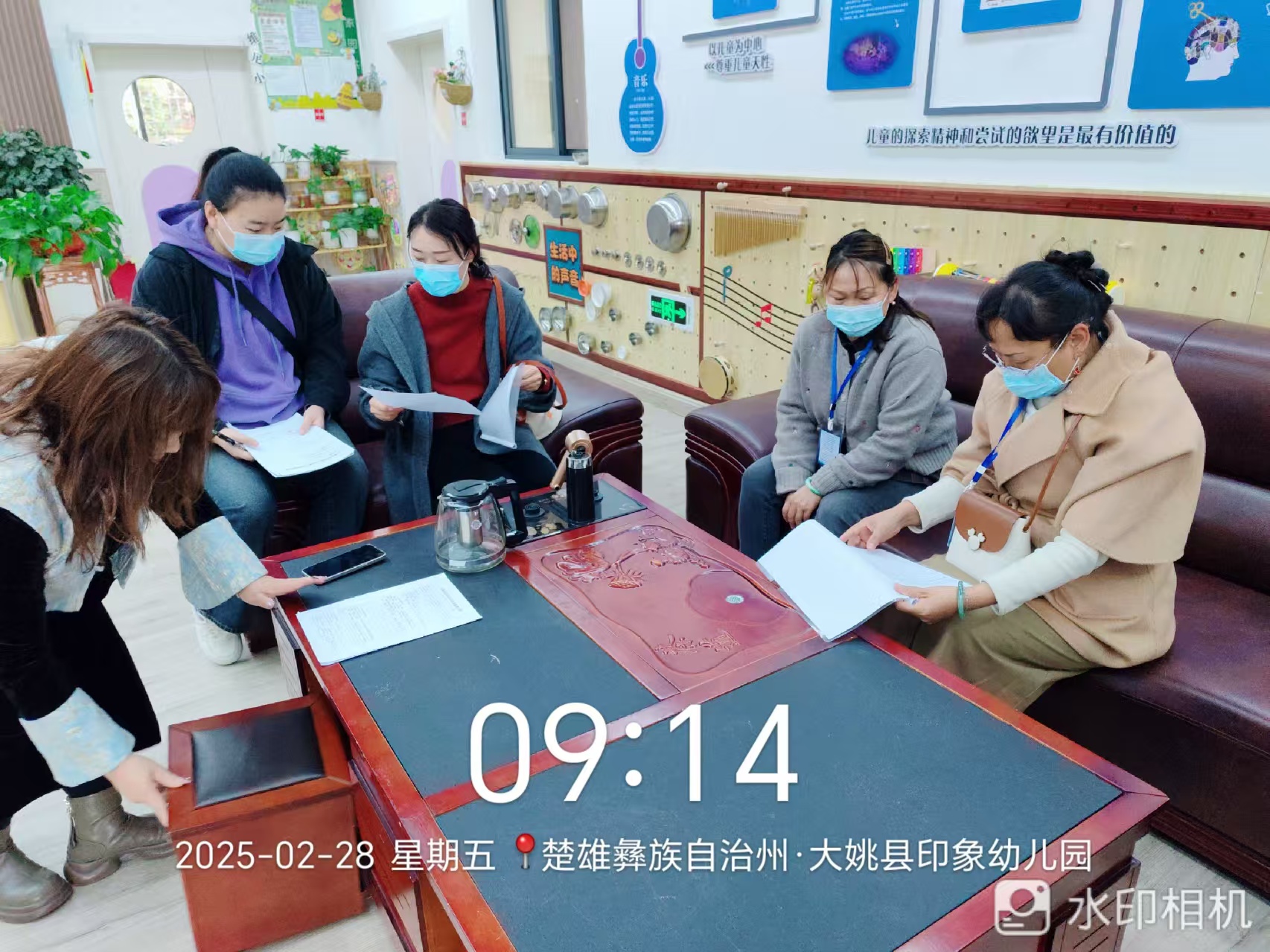 加强重点环节防控  筑牢学校健康防线