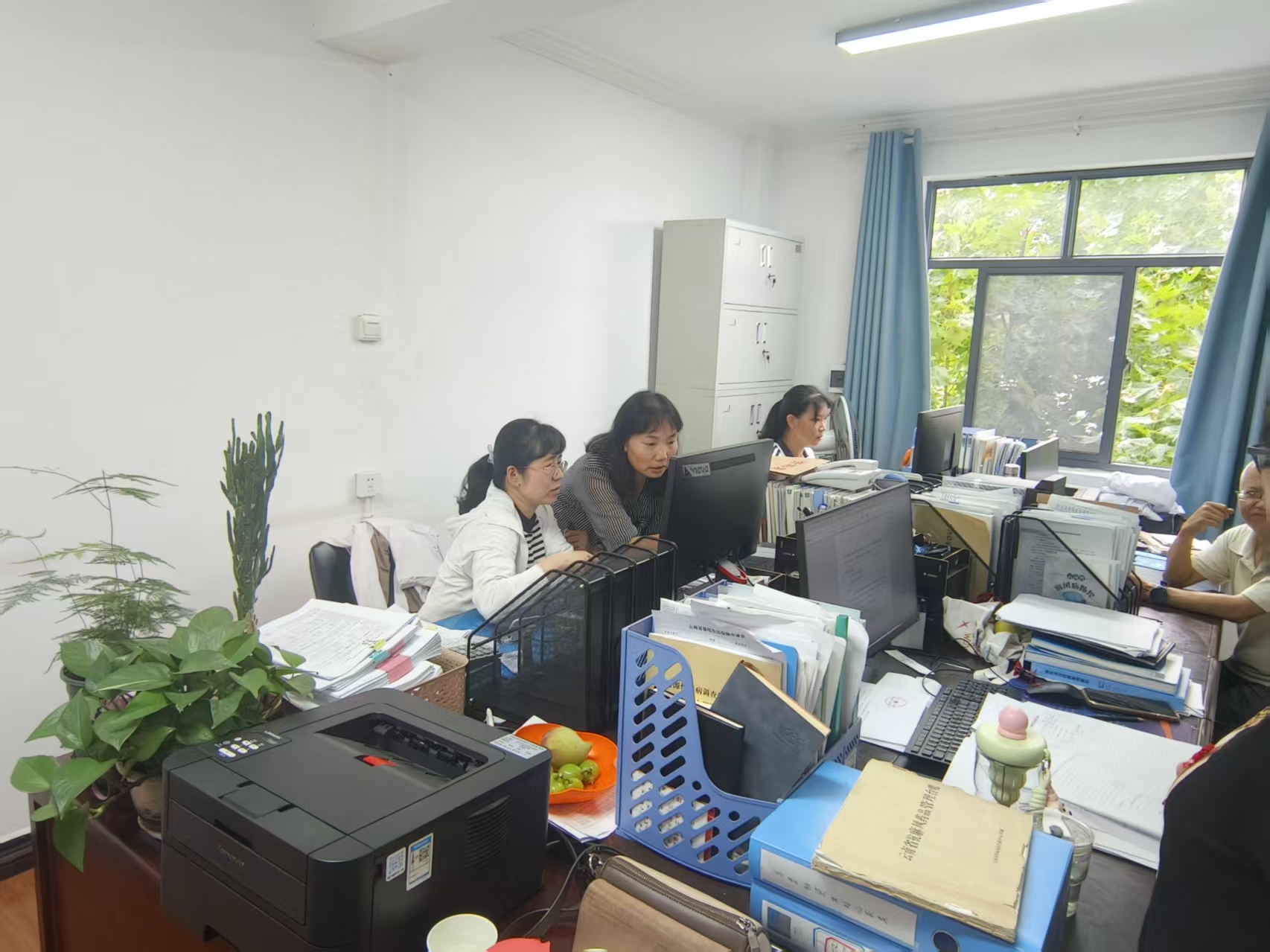 精准培训强本领,下沉指导提质效——省、州级麻风病、结核病防治专家赴我县开展专项帮扶工作