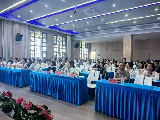 强化综合防控 提升专业技能 筑牢健康防线——临沧市举办2025年结核病防治能力  　　提升培训