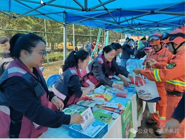 为民务实办实事、防灾减灾护校园 —— 临沧市疾控中心开展“5·12”防灾减灾日宣传活动