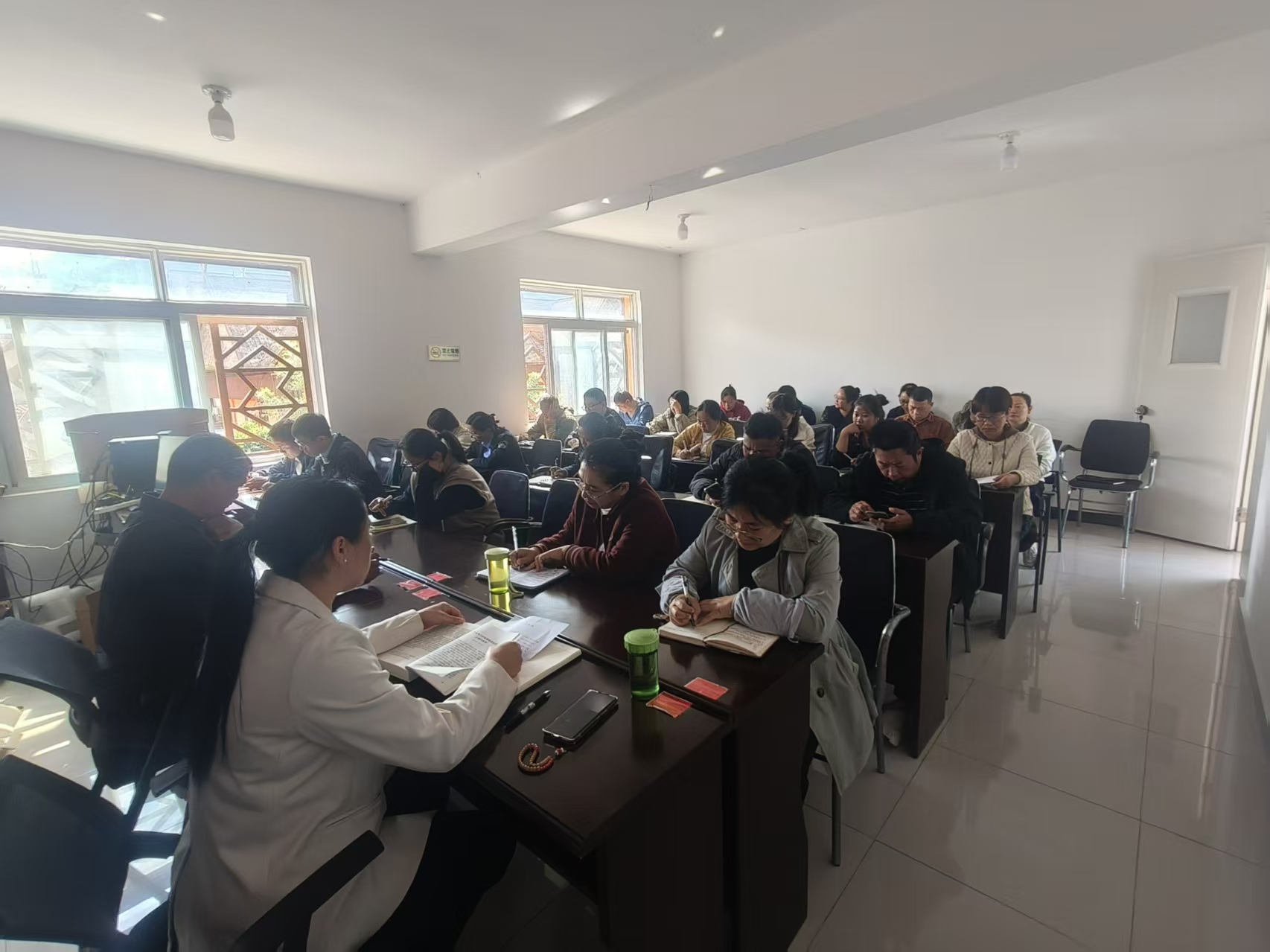 筑牢廉洁防线 守护群众健康——西盟县疾控中心召开春节前廉政教育暨集体廉政谈话会议