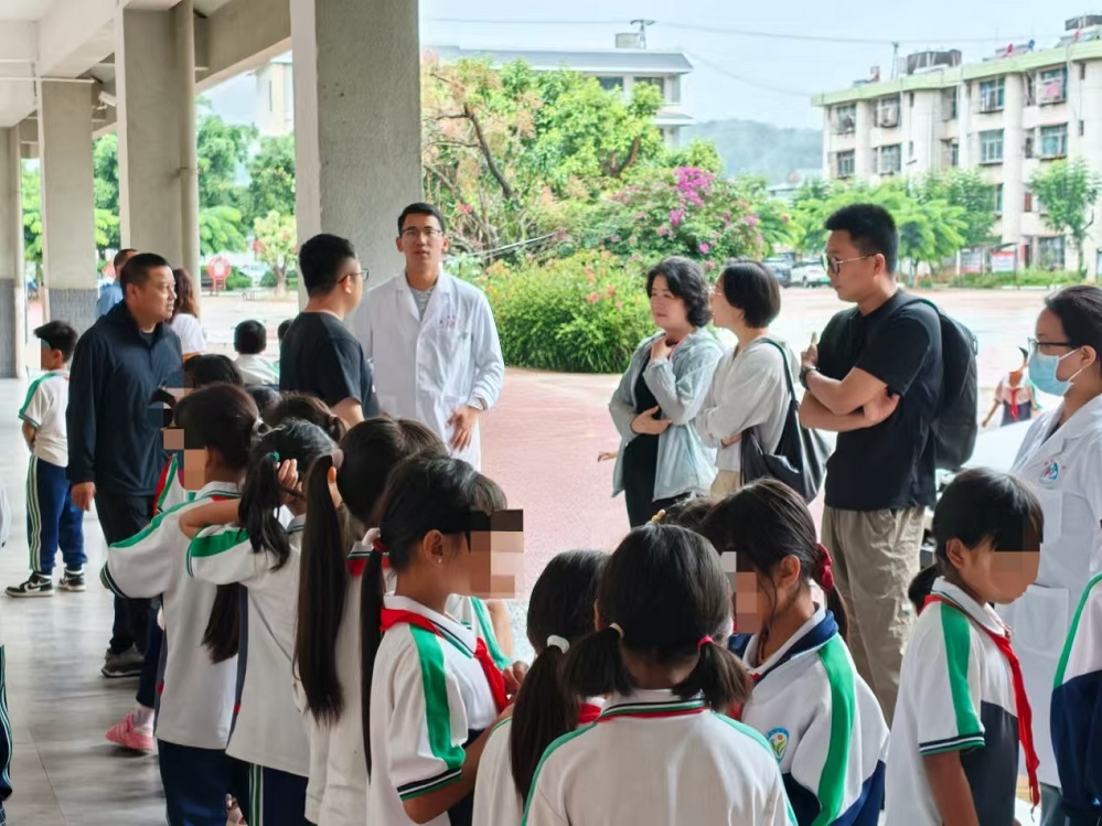 省地方病防治所专家组到我县指导 碘缺乏病防治监测工作