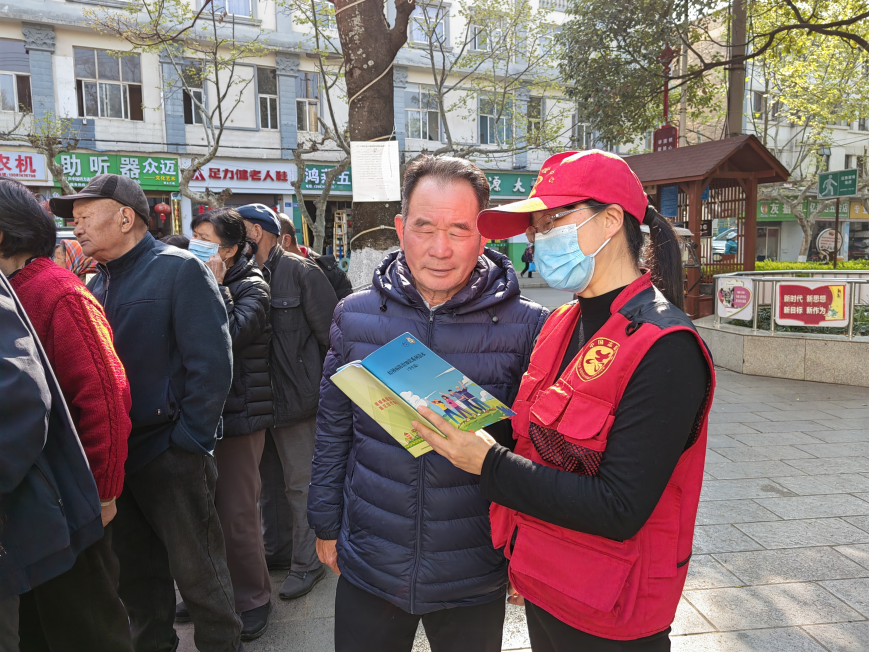 沾益区疾控中心开展“世界防治结核病日”宣传活动