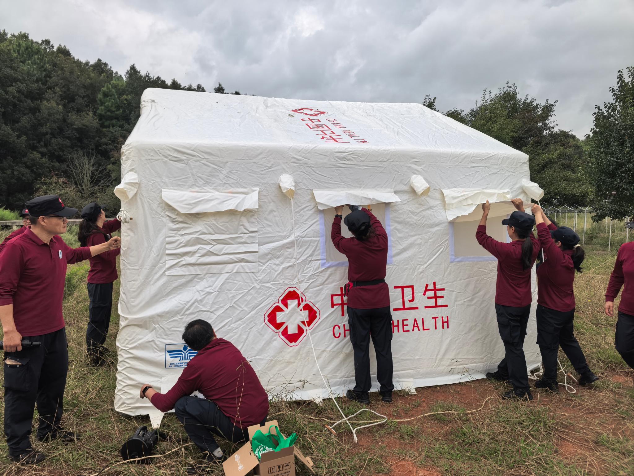 强化应急处置能力  筑起健康坚实屏障