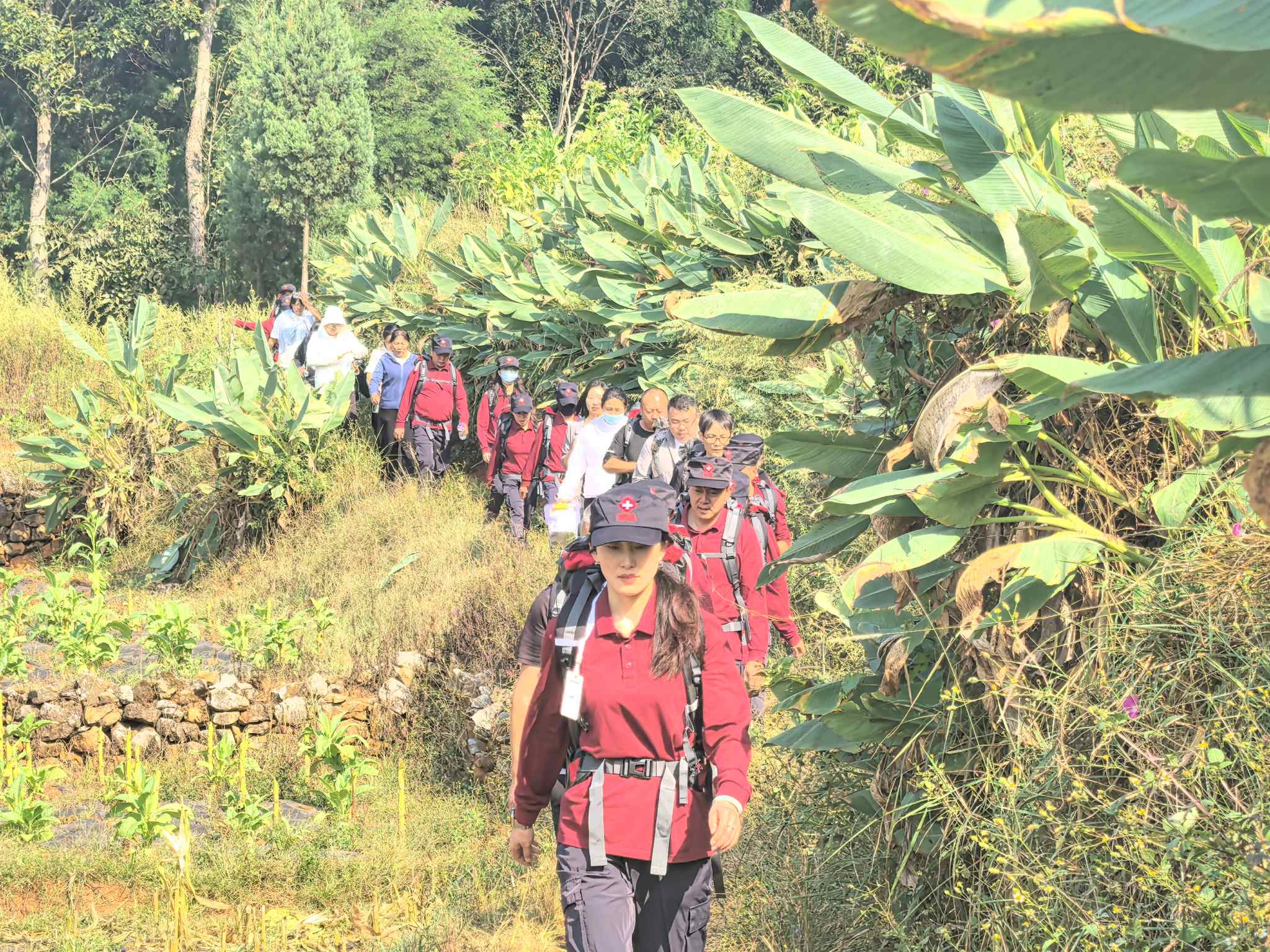 实战砺兵踏山路 筑牢乡村防疫线