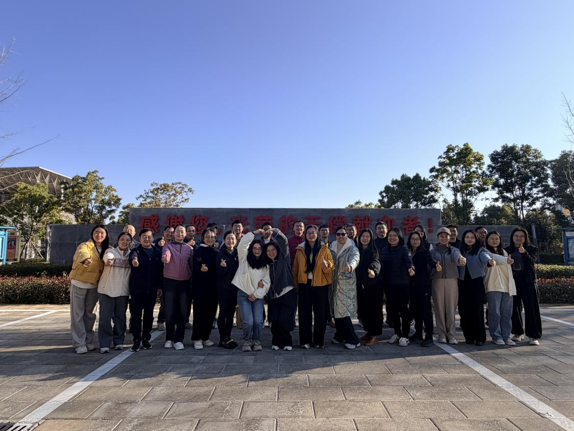 云南省疾病预防控制中心组织开展第十六届医务人员 无偿献血活动