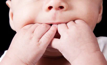 第36个爱牙日：关注全生命周期口腔健康， 健康生活从“齿”开始