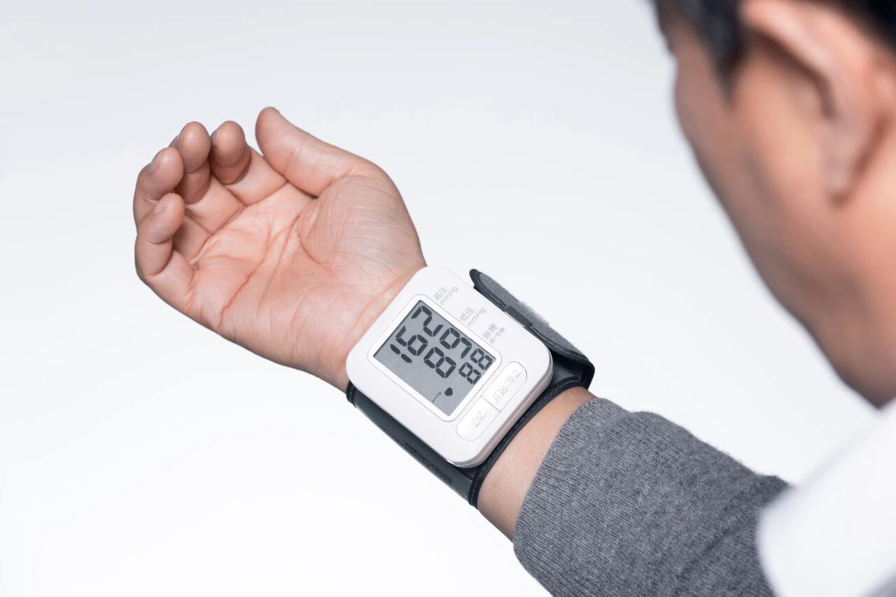 当“倒春寒”遇上“养生刺客”，你的血管可能正在“蹦极”！