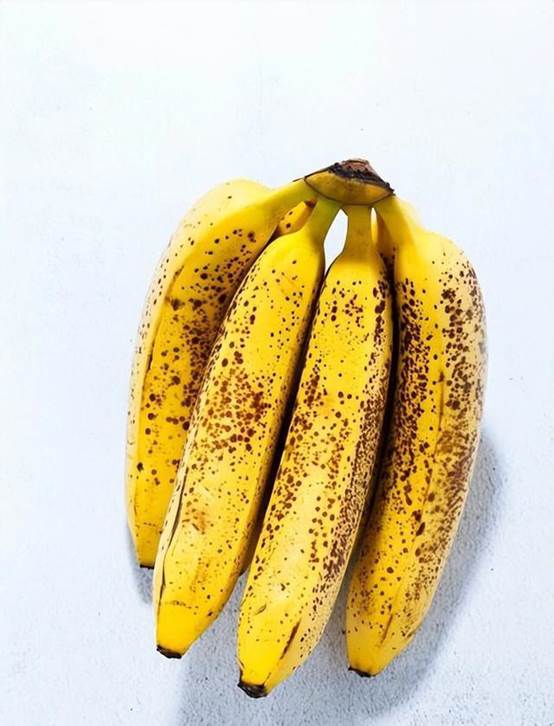 别再忽视香蕉上的小黑点!它们意味着什么?