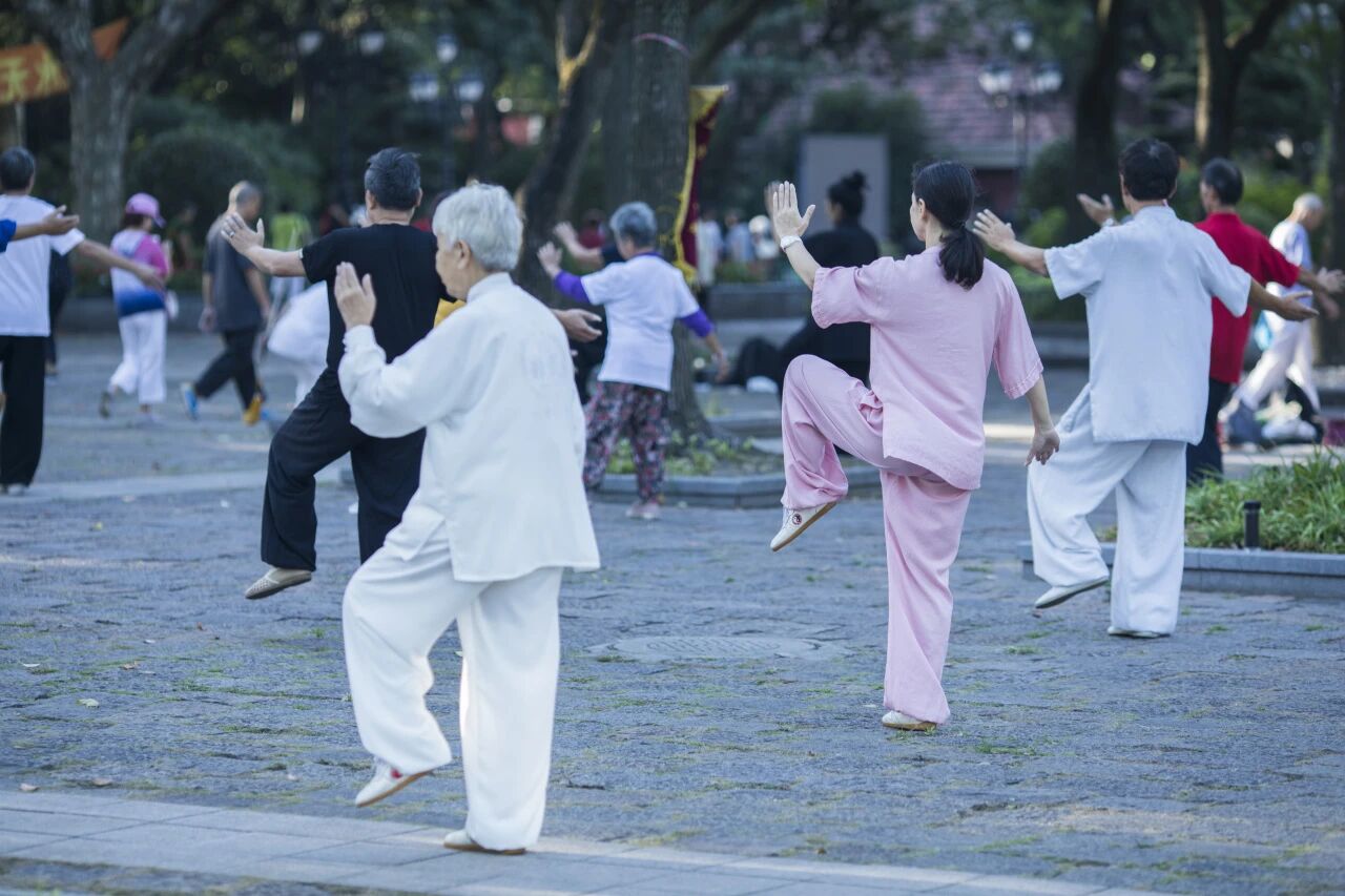 别等中风才后悔!5个低成本护脑习惯,现在就能做