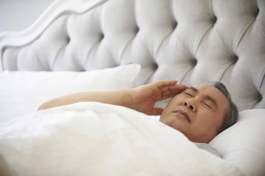 家人突发中风?黄金急救这样做,为送医抢时间!!
